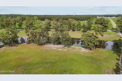 215 Nc 43 Hwy, Vanceboro, NC 28586 - Photo 41