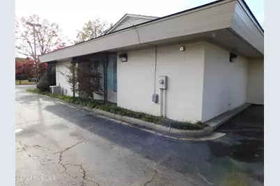 110 W Church Street, Laurinburg, NC 28352 - Photo 21