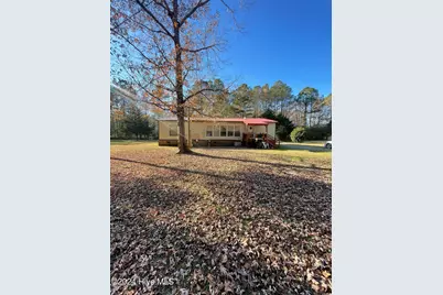1109 Beegee Lane, Williamston, NC 27892 - Photo 7