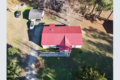 1109 Beegee Lane, Williamston, NC 27892 - Photo 9