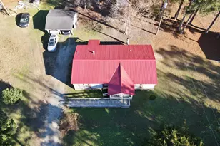 1109 Bee Gee Ln, Williamston, NC 27892 - Photo 9