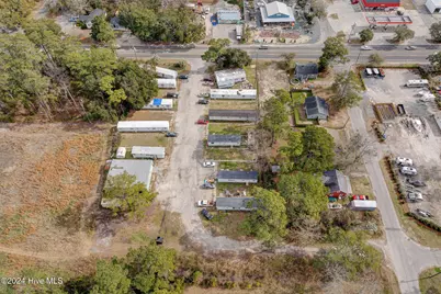 1209 N Howe Street, Southport, NC 28461 - Photo 15