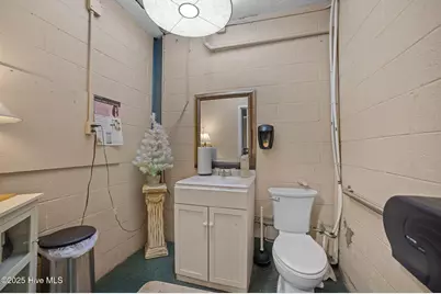 211 N Market Street, Washington, NC 27889 - Photo 13