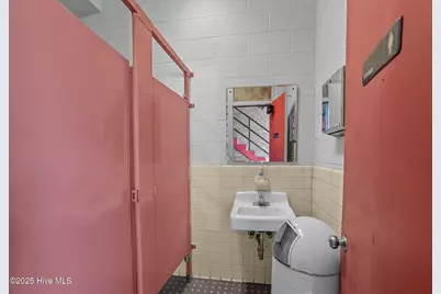 211 N Market Street, Washington, NC 27889 - Photo 19