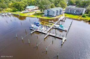 303 Midyette St, Oriental, NC 28571 - Photo 1