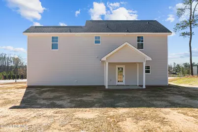 499 Southerland Peak Drive, Raeford, NC 28376 - Photo 5