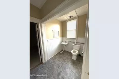 1004 Tarboro Street W, Wilson, NC 27893 - Photo 15