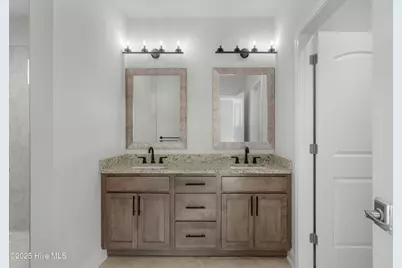 1056 Northbridge Court NW, Ocean Isle Beach, NC 28469 - Photo 31