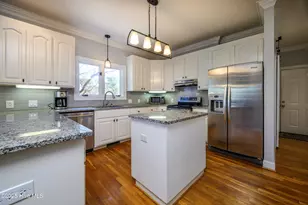 808 Llewellyn Dr, Trent Woods, NC 28562 - Photo 15