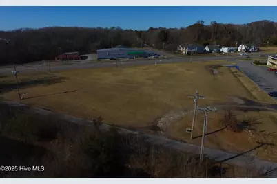 530 S Hughes Boulevard, Elizabeth City, NC 27909 - Photo 3