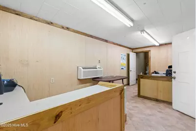503 S Canal Street, Whiteville, NC 28472 - Photo 17