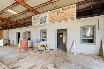 211 S Canal Street, Whiteville, NC 28472 - Photo 11