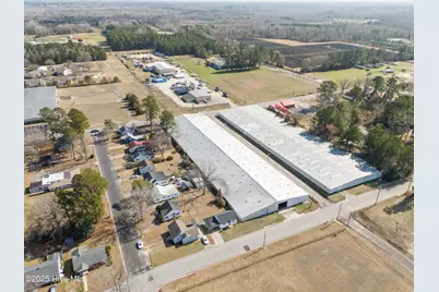211 S Canal Street, Whiteville, NC 28472 - Photo 3