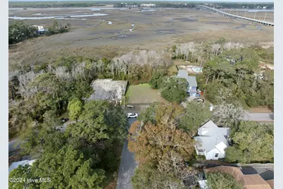 206 Elizabeth Drive, Oak Island, NC 28465 - Photo 9