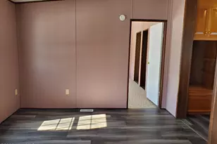 300 Horace Ward Ave, Windsor, NC 27983 - Photo 5