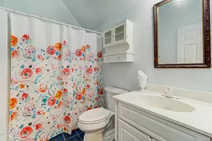 613 Clarendon Ave, Carolina Beach, NC 28428 - Photo 45