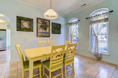 613 Clarendon Avenue, Carolina Beach, NC 28428 - Photo 9