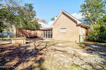 613 Clarendon Avenue, Carolina Beach, NC 28428 - Photo 55