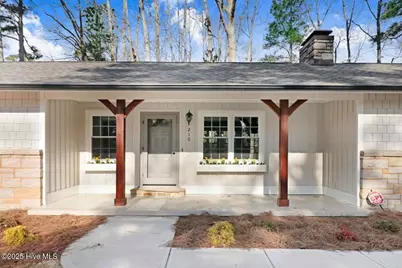 210 S General Lee Avenue, Dunn, NC 28334 - Photo 3