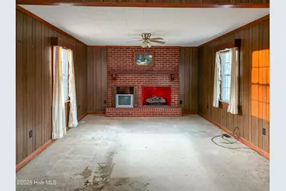 110 W Church Street, Kelford, NC 27847 - Photo 9