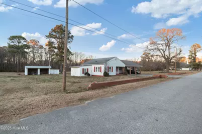 110 W Church Street, Kelford, NC 27847 - Photo 25