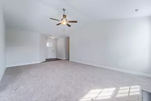 903 Miranda Ct, Jacksonville, NC 28546 - Photo 5