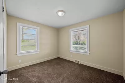 3630 E 10th Street, Greenville, NC 27858 - Photo 29