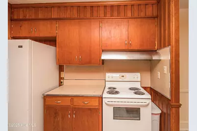 100 S Pineview Avenue, Goldsboro, NC 27530 - Photo 11