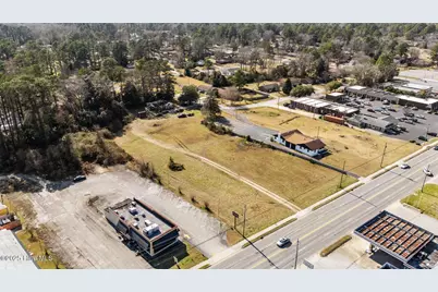 2415 Neuse Boulevard, New Bern, NC 28560 - Photo 5