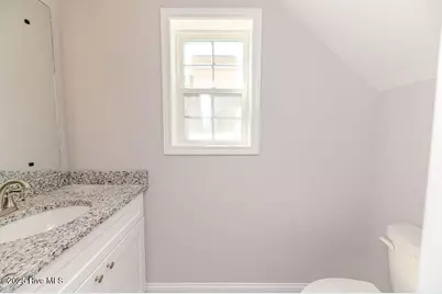925 W Massachusetts Avenue, Southern Pines, NC 28387 - Photo 9