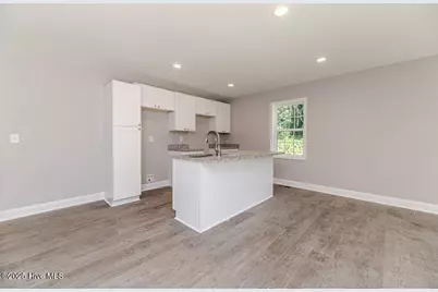 925 W Massachusetts Avenue, Southern Pines, NC 28387 - Photo 35
