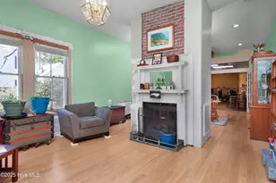 329 W Jones St, Trenton, NC 28585 - Photo 3