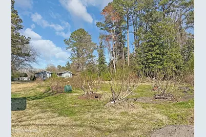 329 W Jones Street, Trenton, NC 28585 - Photo 17