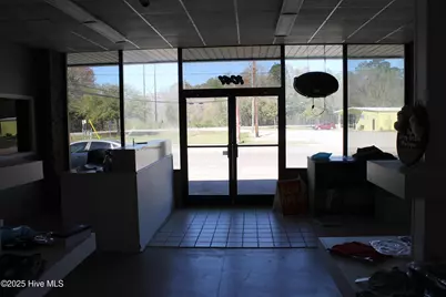 1041 S Madison Street, Whiteville, NC 28472 - Photo 11