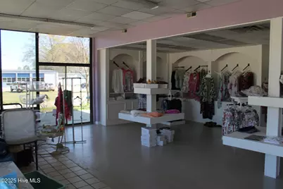 1041 S Madison Street, Whiteville, NC 28472 - Photo 17