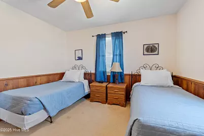 1097 Ocean Boulevard W, Holden Beach, NC 28462 - Photo 33
