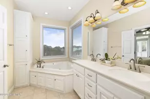 200 Shipwreck Ln, Emerald Isle, NC 28594 - Photo 45
