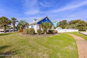 200 Shipwreck Ln, Emerald Isle, NC 28594 - Photo 85