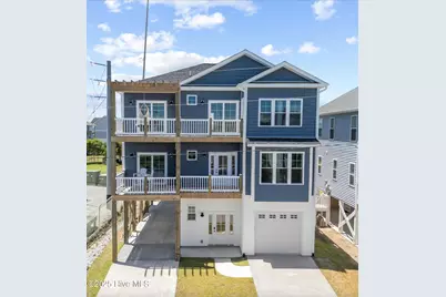 525 Sidbury Avenue, Topsail Beach, NC 28445 - Photo 3