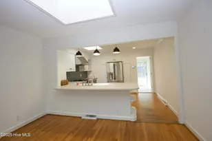 264 E Indiana Ave, Southern Pines, NC 28387 - Photo 7