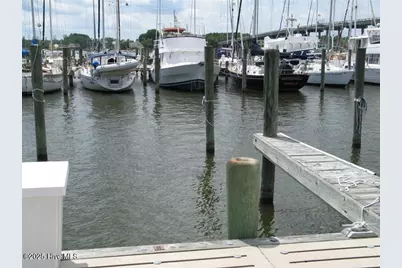 516 S Water Street #A-23, Oriental, NC 28571 - Photo 3