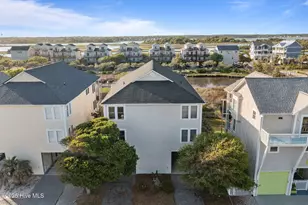 421 N New River Dr, Surf City, NC 28445 - Photo 35