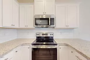 2025 Dartford Dr, Greenville, NC 27834 - Photo 5