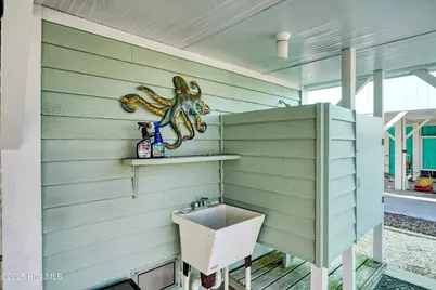 405 5th Street SW, Sunset Beach, NC 28468 - Photo 23