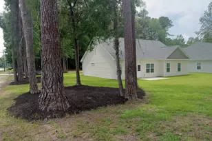 525 Vineland Dr, Whiteville, NC 28472 - Photo 27