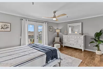 111 Florida Avenue #Apt 10, Carolina Beach, NC 28428 - Photo 17