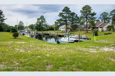 6107 Cassowary Lane, New Bern, NC 28560 - Photo 3