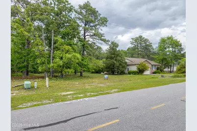 2302 Caracara Drive, New Bern, NC 28560 - Photo 3