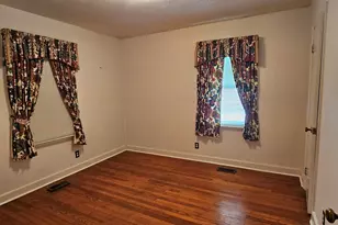 101 Oakland Blvd, Clinton, NC 28328 - Photo 13