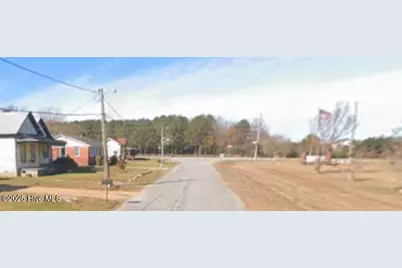 212 N West Avenue, Oak City, NC 27857 - Photo 7